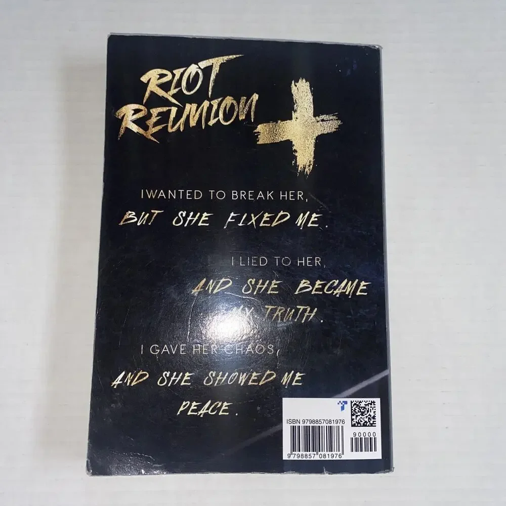 Callie Hart Riot Reunion (Paperback)
